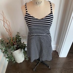 Fit & Flare Blk & White Stripe Knot Dress